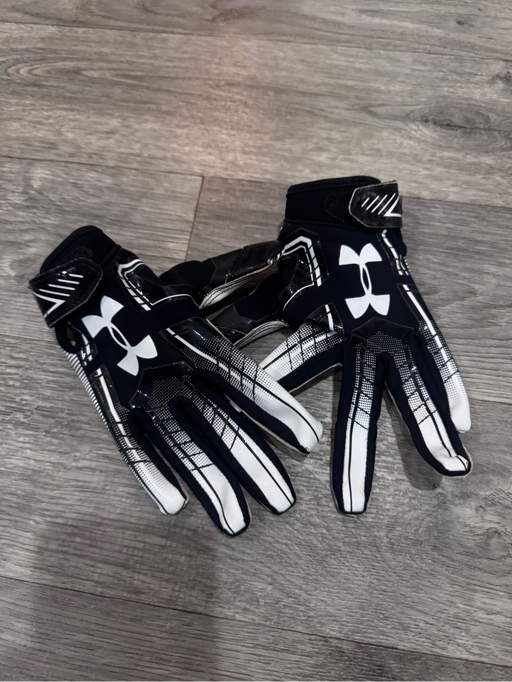 Under Armour Football Gloves